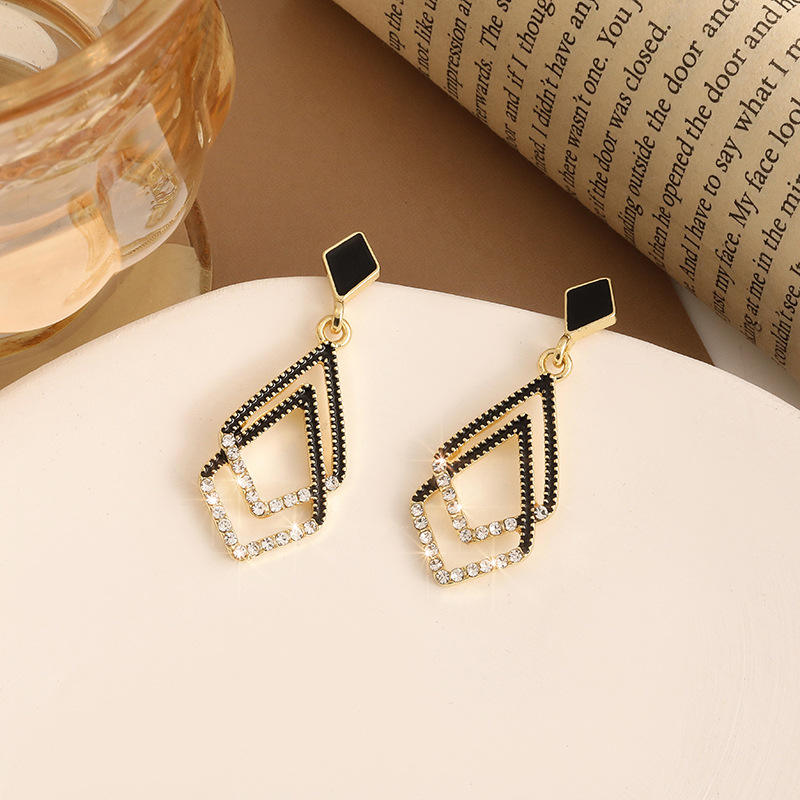 Silver Needle Diamond Light Luxury Earrings Full of Diamond Geometric Blocks Minimalist Temperament Mesh Red Earrings