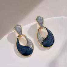 Enamel Dual Shade Earring