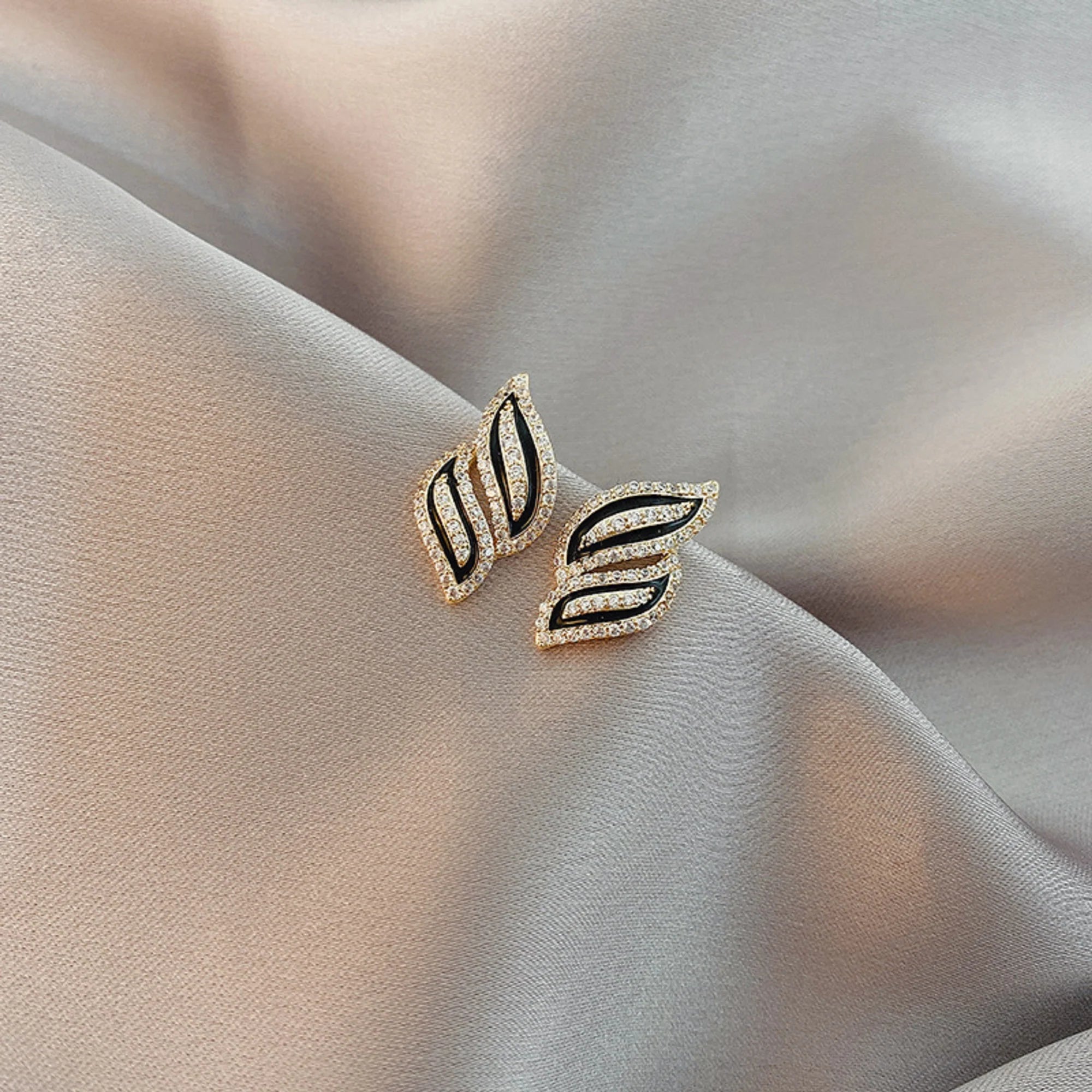 Double Leaf Curvy Full Crystals Stud Earrings