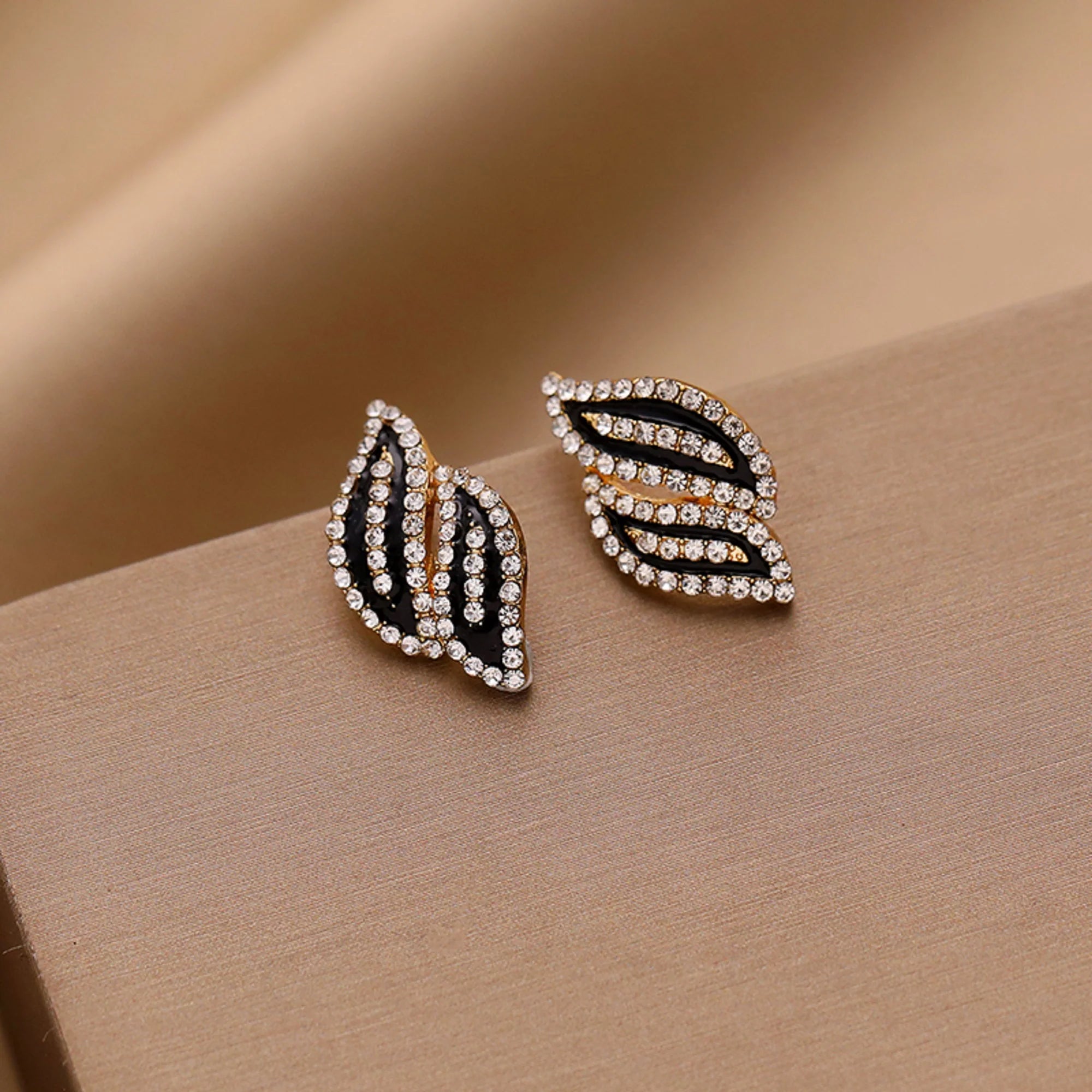 Double Leaf Curvy Full Crystals Stud Earrings